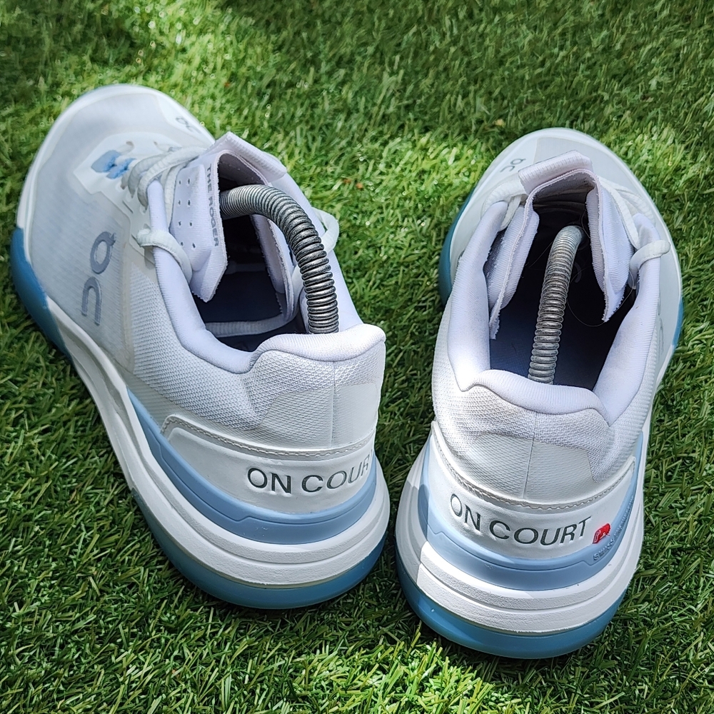 On Running Cloud White and Sky Blue Athletic Shoes - The Roger Advantage Pro - Picture 5 of 9